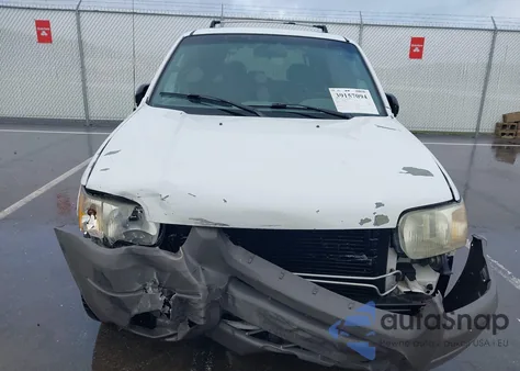 2001 Ford Escape Xlt z USA, uszkodzony, nr VIN 1FMYU03181KC55279